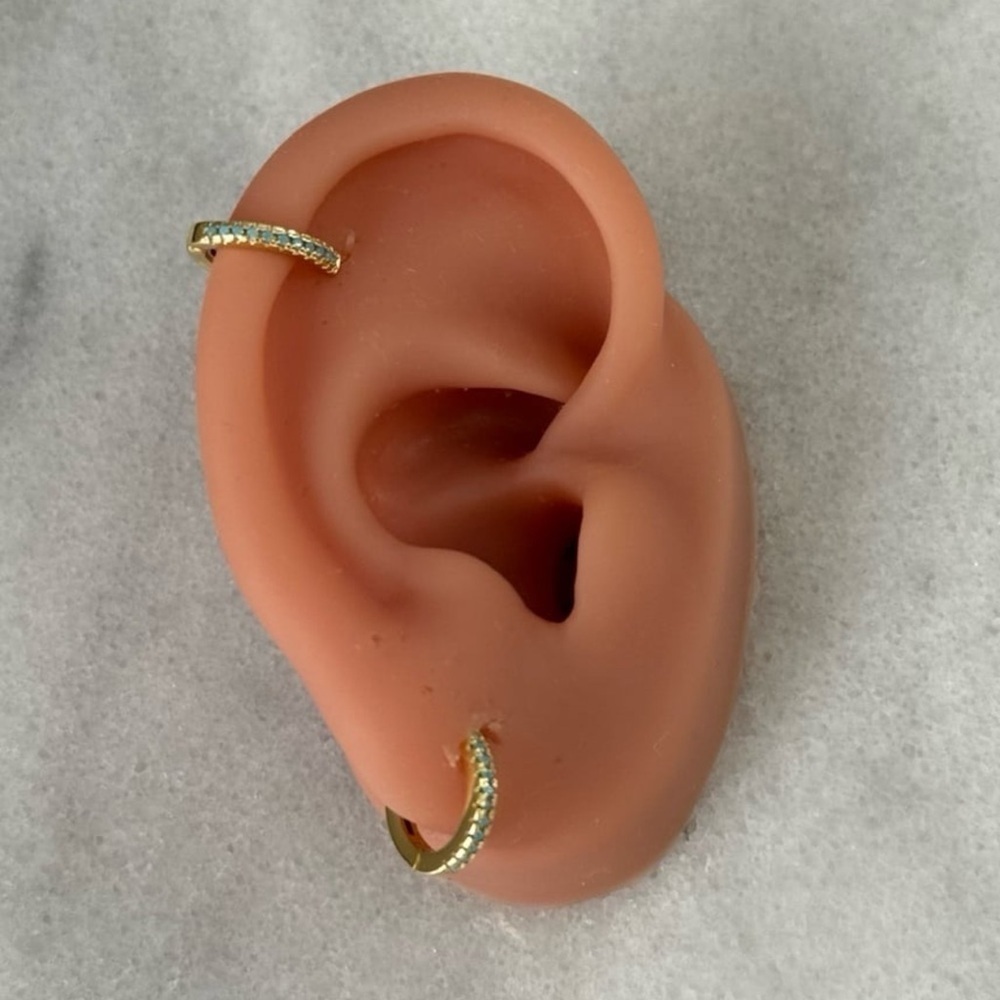 Gold Turquoise Crystal Pave Huggie Hoop Earrings
Brand New - Picture 2 of 4